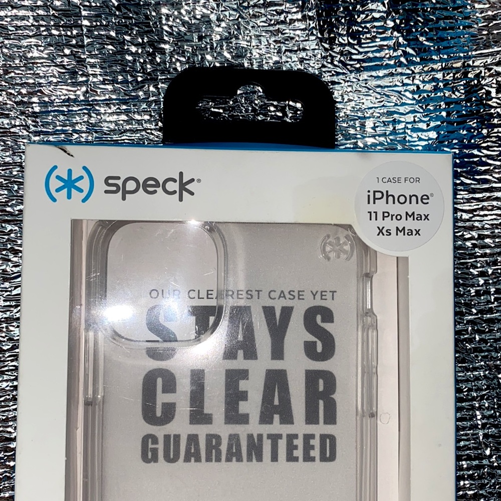 ‘SPECK’ CLEAR CASE FOR IPHONE 11 PRO MAX / XS MAX